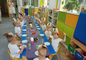 Słodki poczęstunek w grupie II