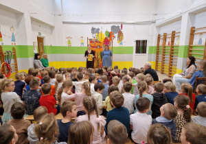 Nauczycielki zapowiadające spotkanie